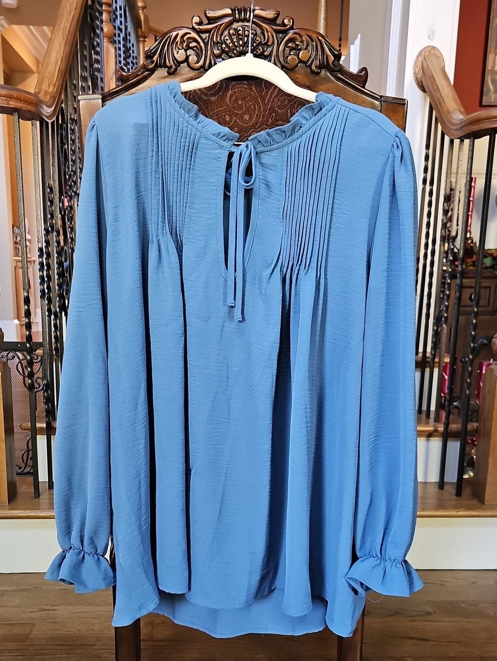 Torrid Dusty Blue Pintuck Tie-Neck Blouse Size 2